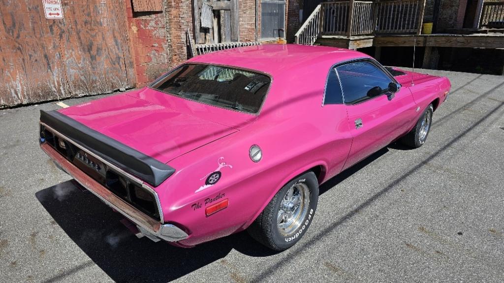 1972 Dodge "Panther Pink" Challenger