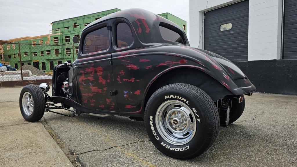 1934 Ford 5 WIndow Coupe