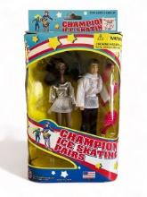 Champion Ice Skating Pairs action figures / dolls
