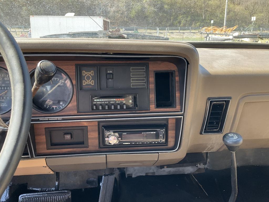 1990 Dodge Ram 150 Truck