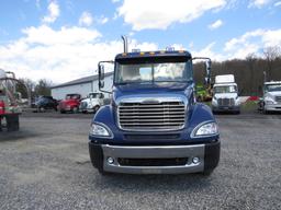 2003 Freighliner Columbia