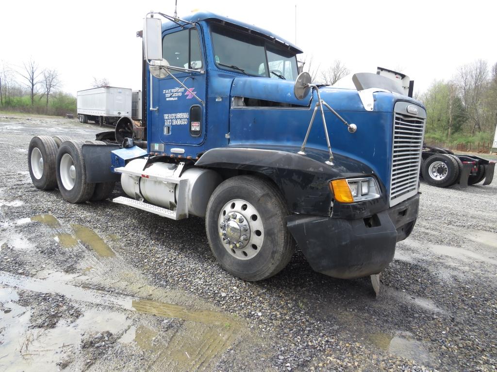 1999 Freightliner Day Cab