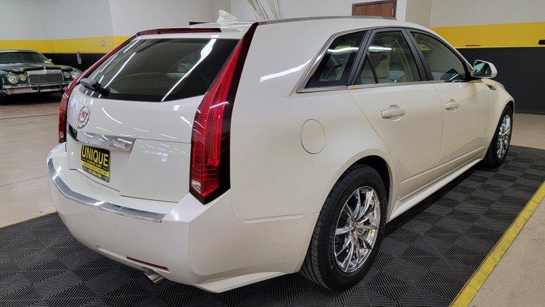 2010 Cadillac CTS AWD Wagon, only 31k ACTUAL MILES!