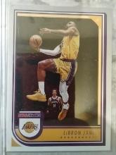 2022-23 NBAHoops Lebron James #170