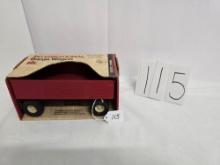 Ertl 1/16th scale IH Barge Wagon good condition in box stock number 497
