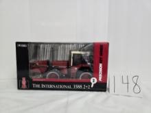 Ertl Precision series IH 3588 2 + 2 #14350  1/16 scale 2 key series includes key  good condition of