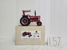 Scale models 7th Ontario 1992 toy show & auction #FB1592  1/16 scale box is good
