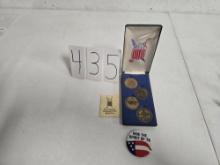 Spirit of 76 bicentennial commemorative medallions in case with Spirit of 76 pin