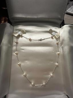16” 14k gold and pearl necklace