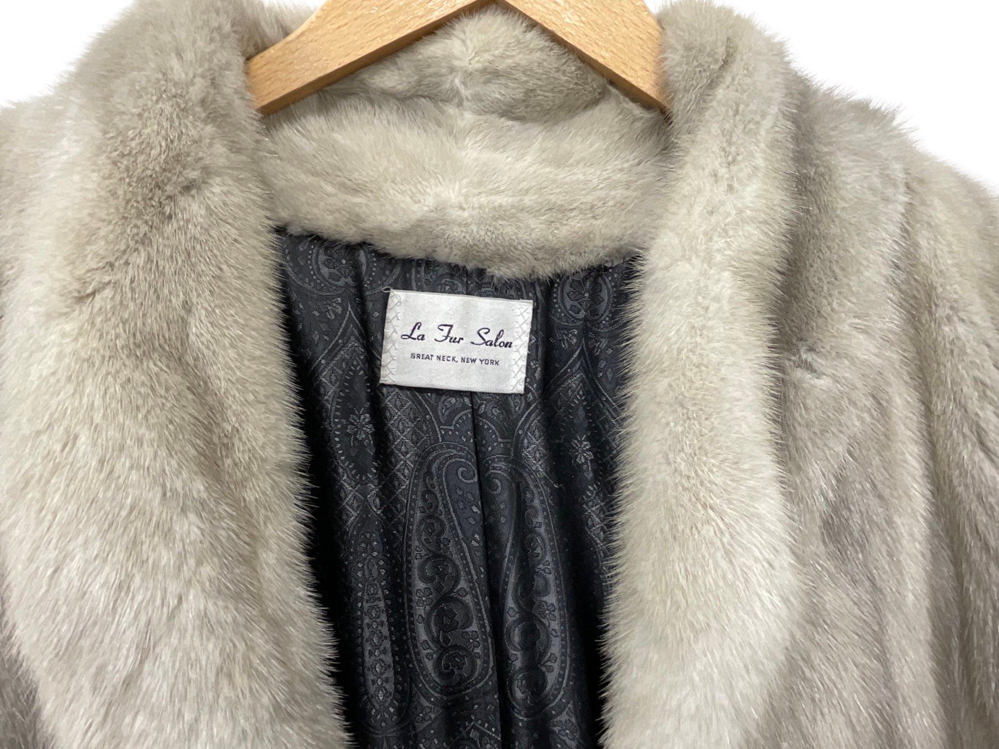Beautiful Cerulean Grey Female Mink Coat
