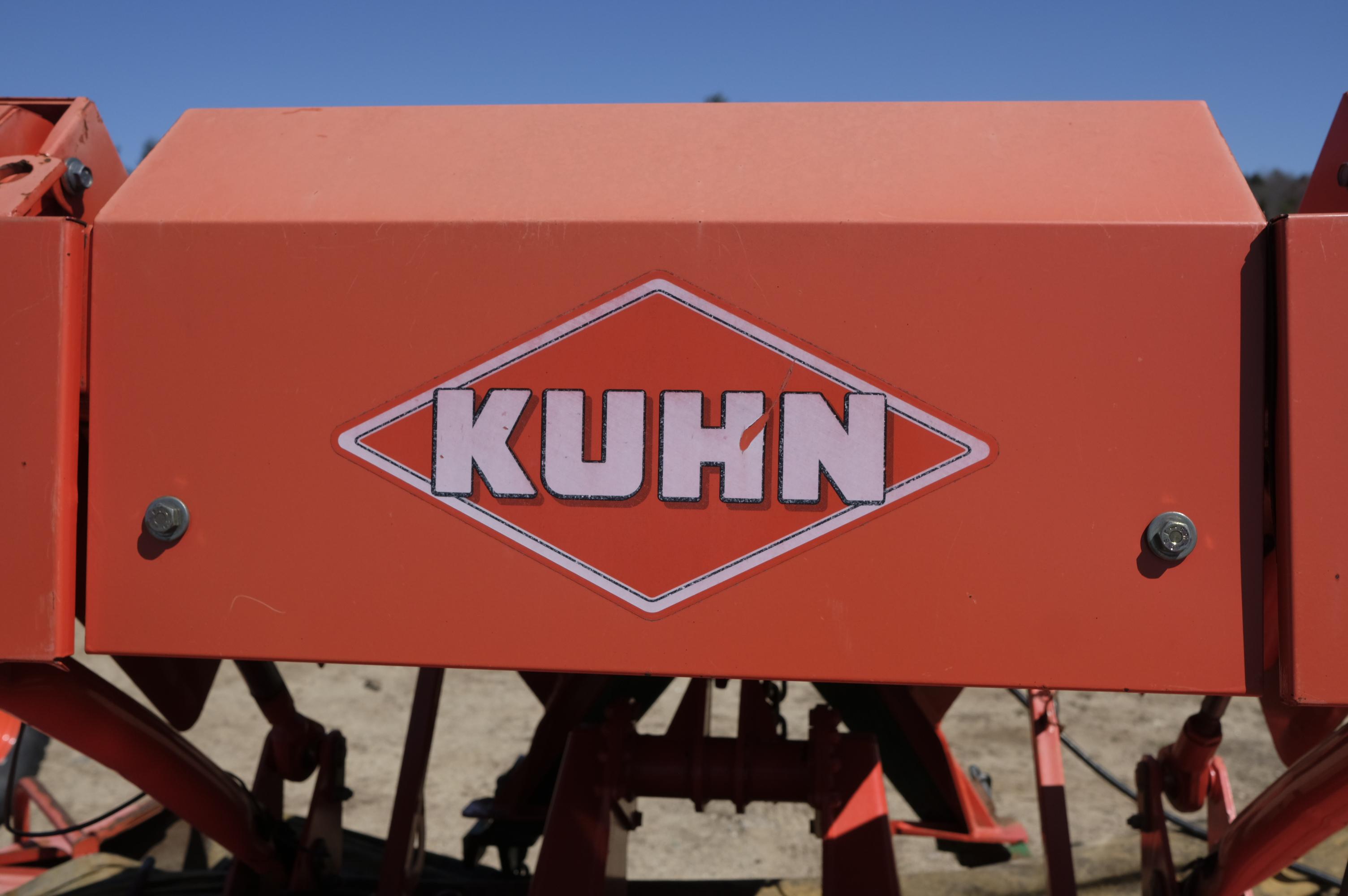 Kuhn FC 313 F mower, windrower