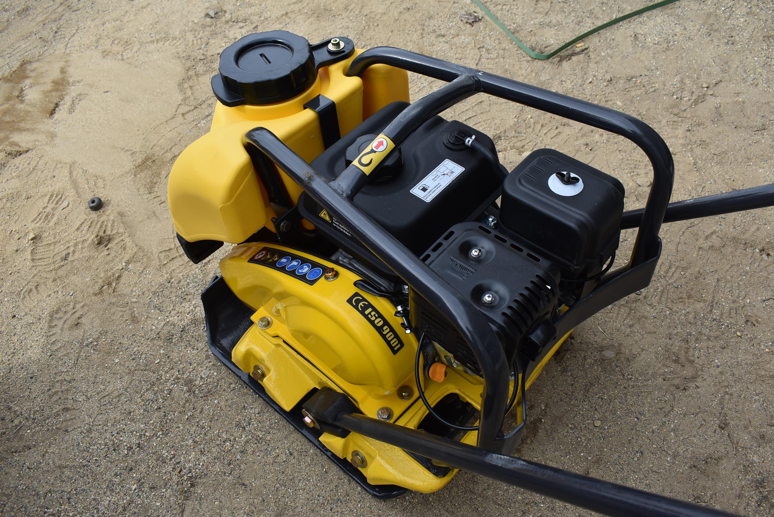 New Mustang LF-88D plate compactor