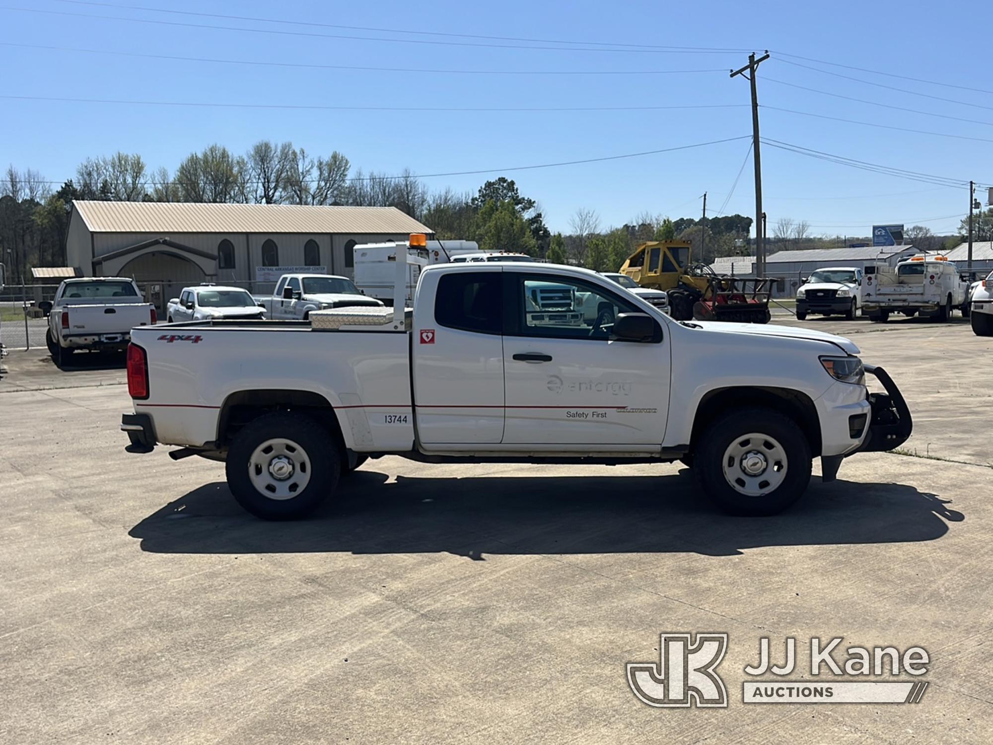 (Conway, AR) 2015 Chevrolet Colorado 4x4 Extended-Cab Pickup Truck Runs & Moves) (Service Messages O