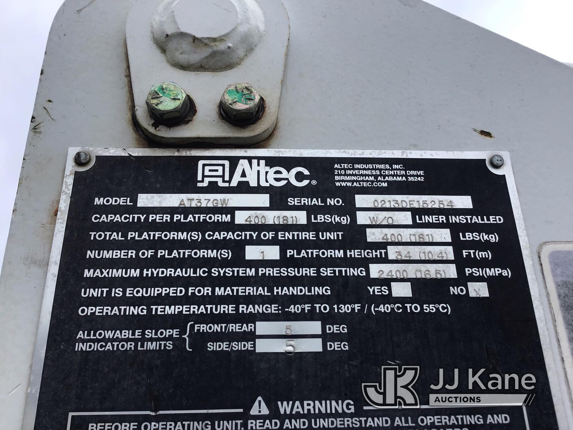 (Byram, MS) Altec AT37G Starts, Runs & Moves, Outriggers Operate, No Flow to Boom Functions, Boom Co