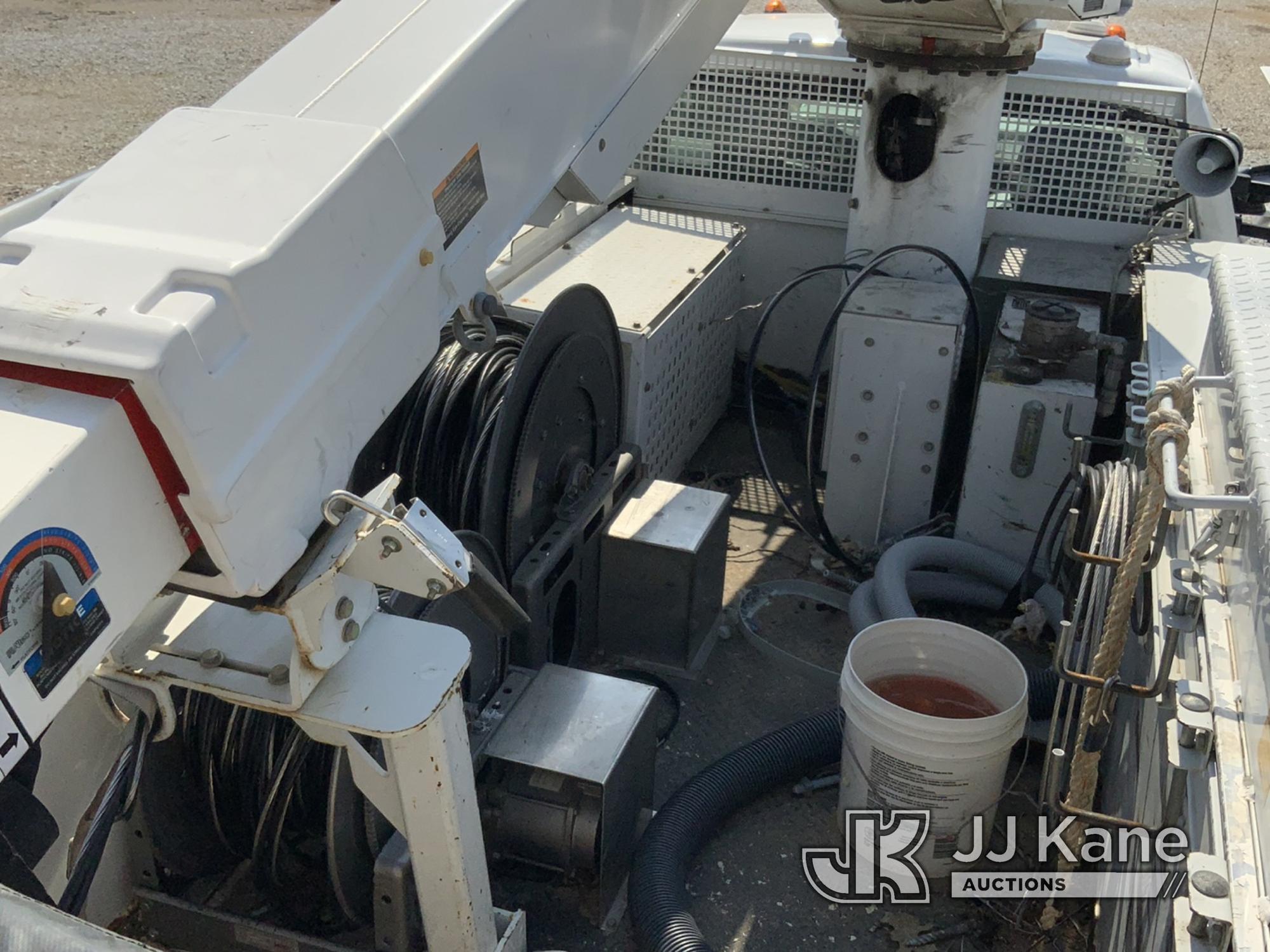 (Joplin, MO) Altec AT40-MH, Articulating & Telescopic Material Handling Bucket Truck mounted behind