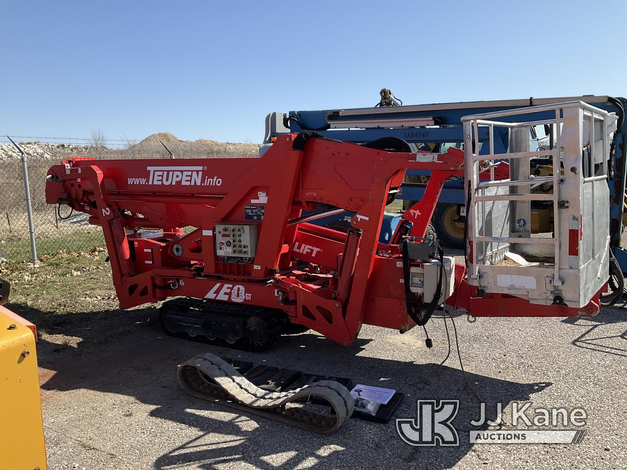 (Kansas City, MO) Teupen Hylift Leo 23 GT Runs, Moves, Upper Unit Has Electrical Issue