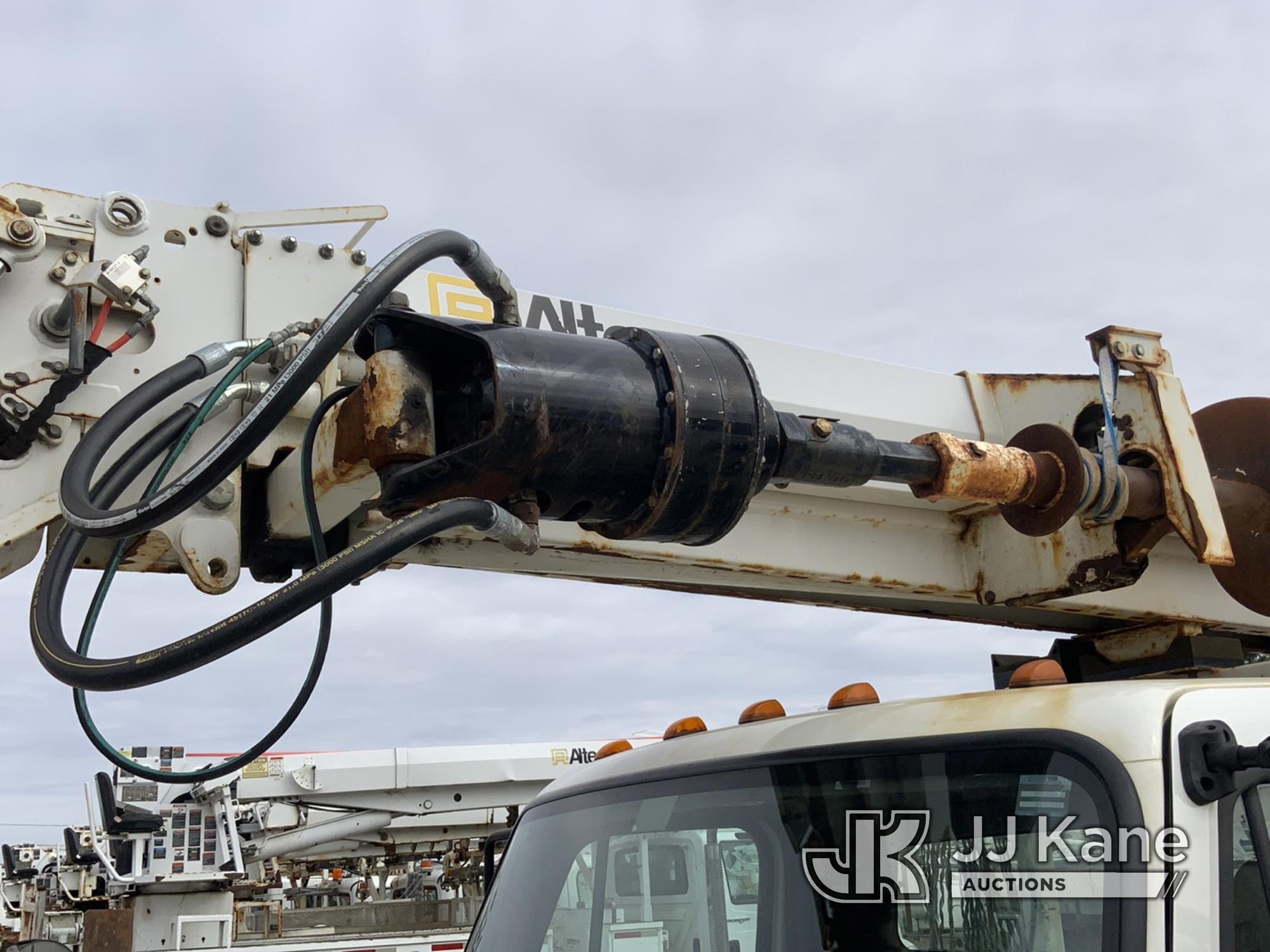 (South Beloit, IL) Altec DC47-TR, Digger Derrick rear mounted on 2018 Freightliner M2 106 Utility Tr