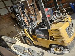 (Portage, WI) 1994 Caterpillar GP18 Pneumatic Tired Forklift Seller States: Not Running, Condition U
