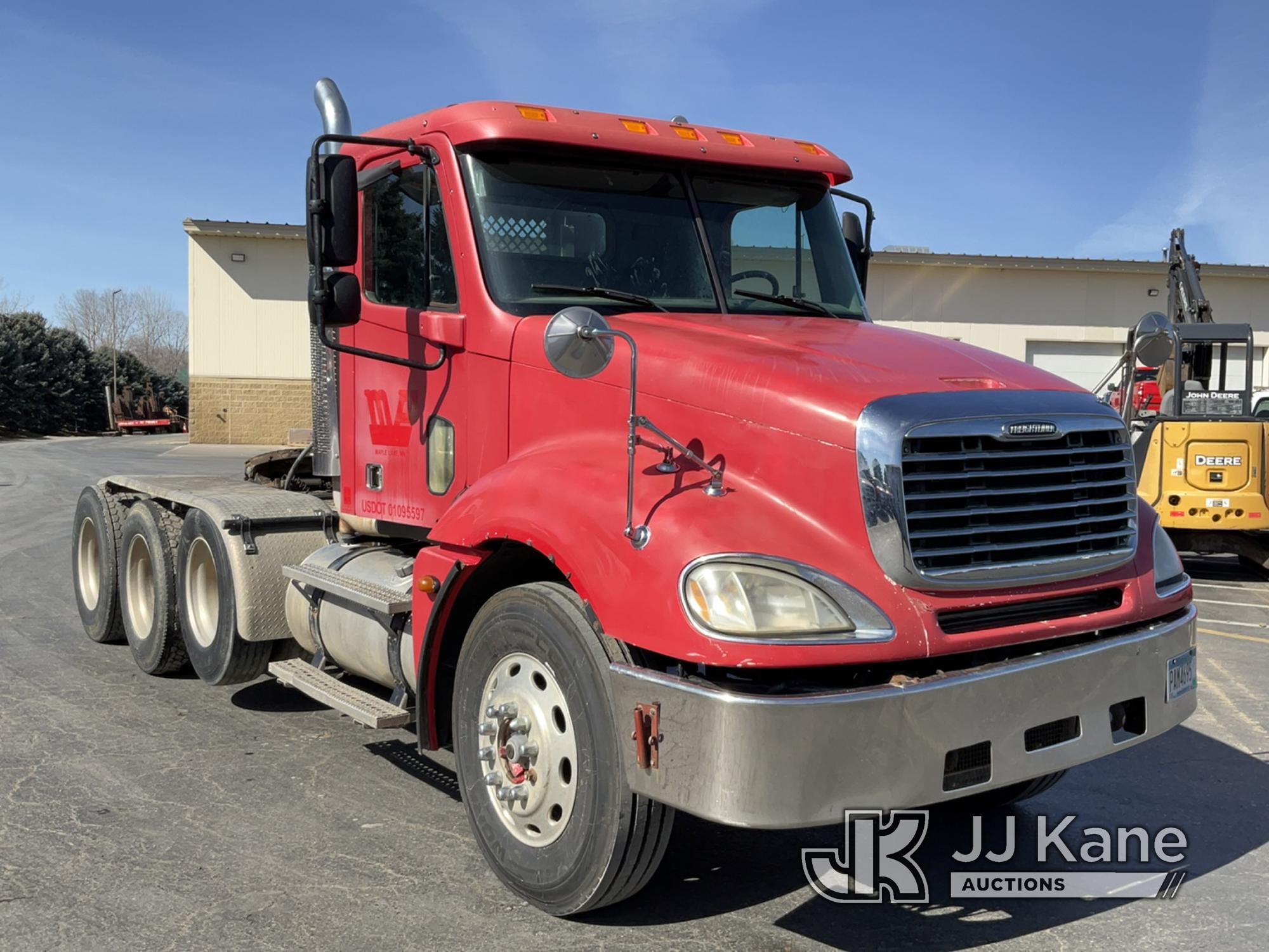 (Maple Lake, MN) 2006 Freightliner Columbia 120 T/A Truck Tractor, PRIOR SALVAGE TITLE Runs and Move