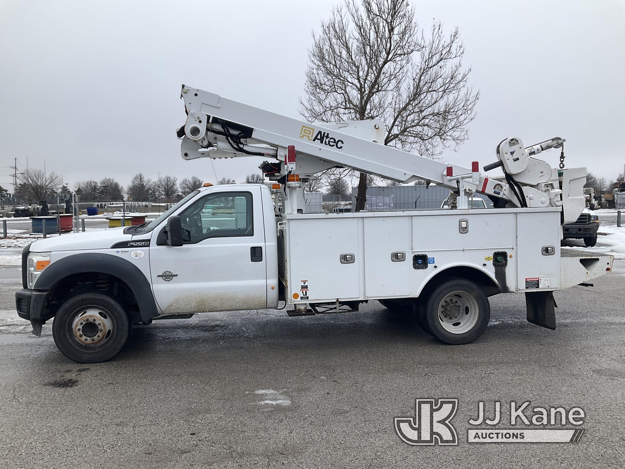 (Kansas City, MO) Altec AT40-MH, Articulating & Telescopic Material Handling Bucket Truck mounted be