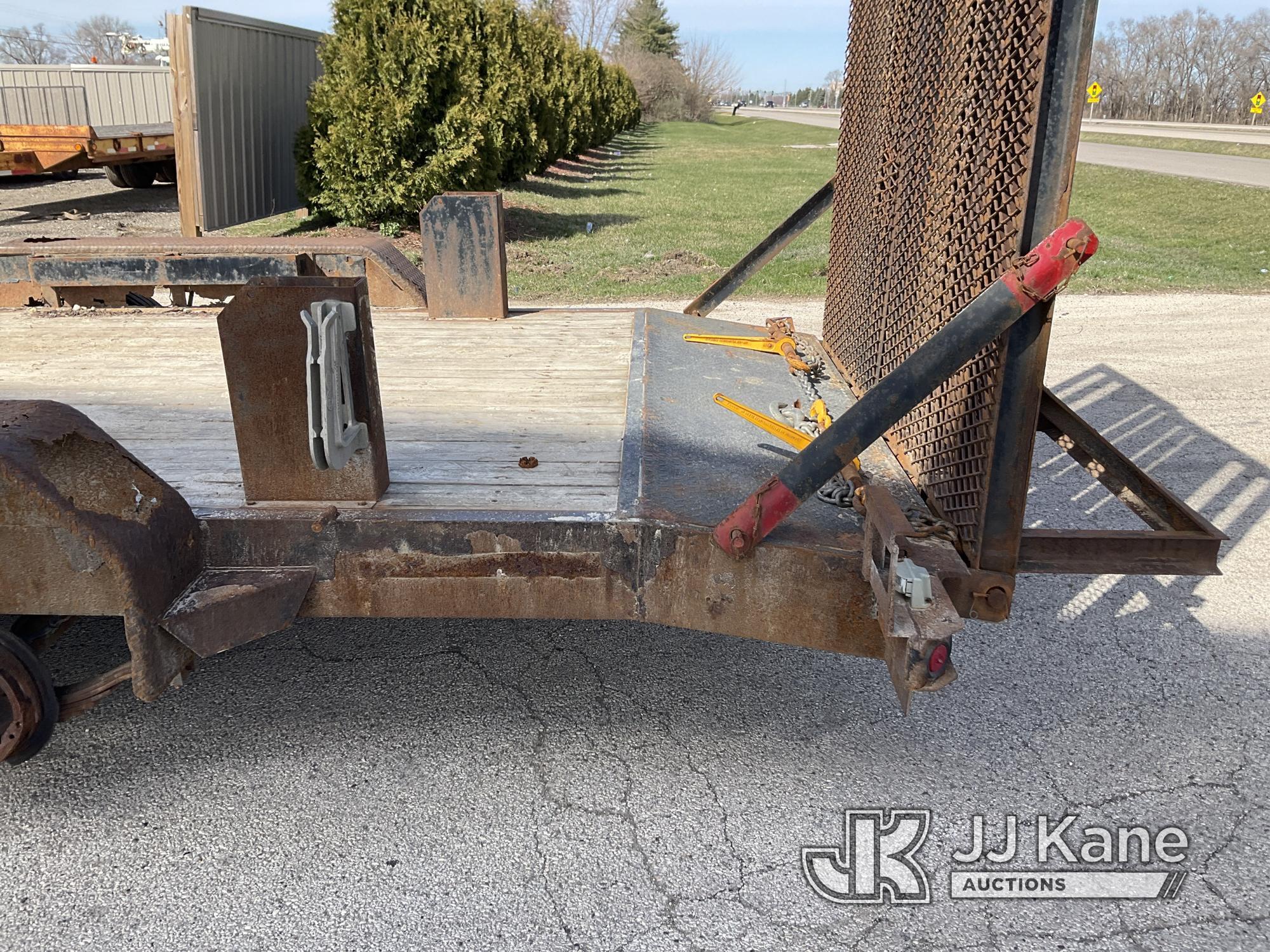 (South Beloit, IL) 2012 Sure-Trac T/A Tagalong Equipment Trailer Rust Holes In Fender, Right Side Si
