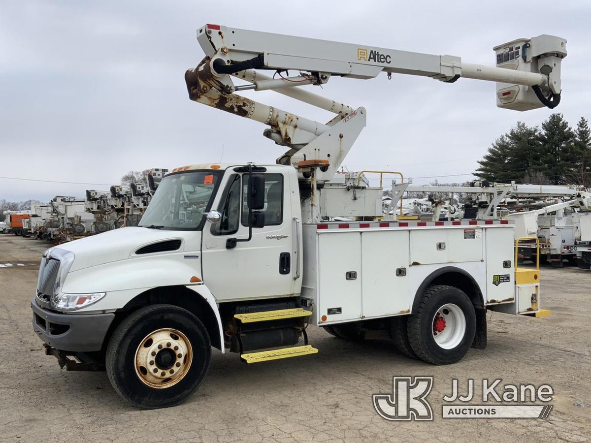 (South Beloit, IL) Altec TA40-P, Articulating & Telescopic Bucket Truck mounted behind cab on 2009 I