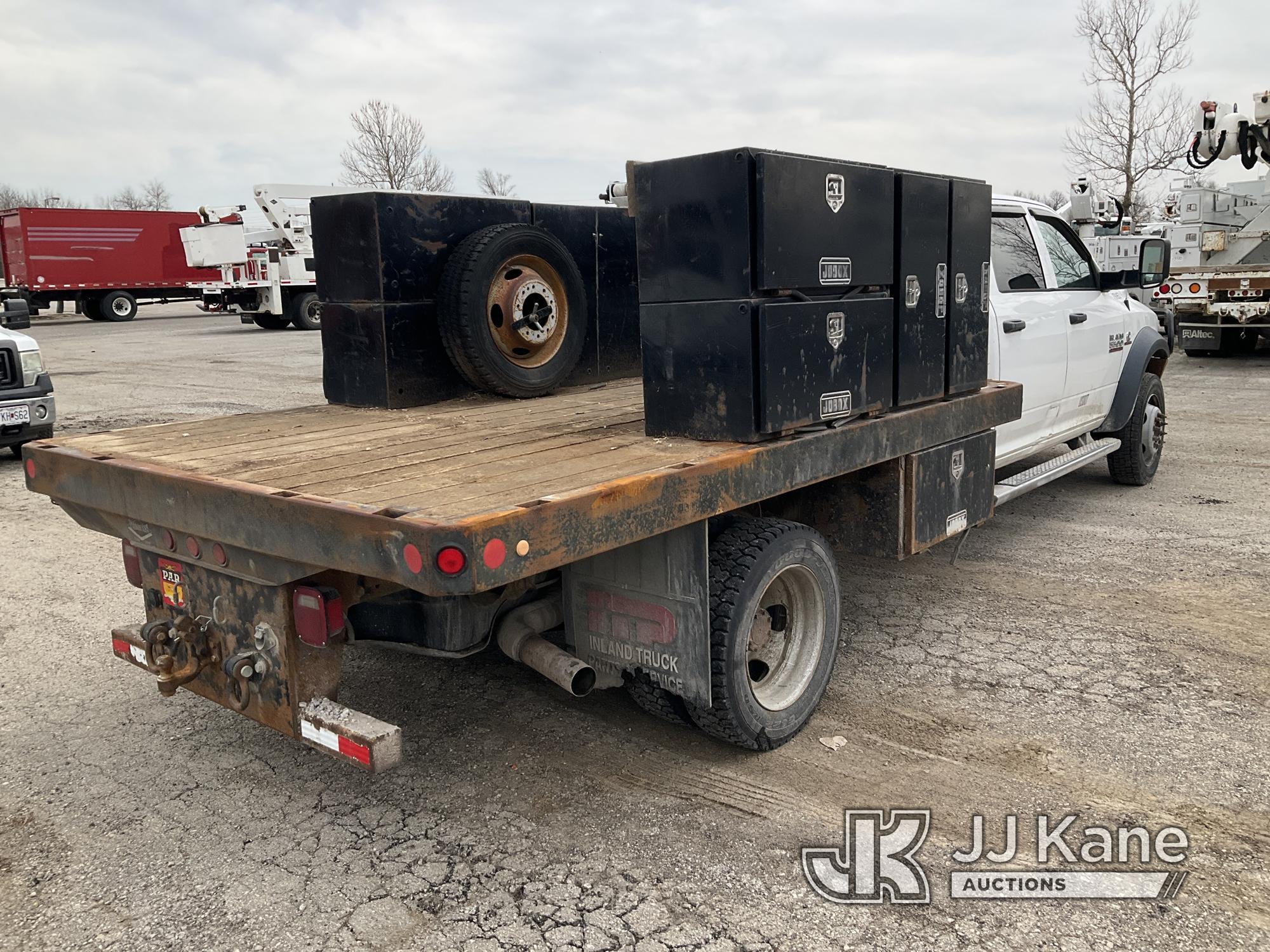 (Kansas City, MO) 2014 RAM 5500 4x4 Crew-Cab Flatbed/Service Truck Runs, Do Not Drive Or Move) (Has
