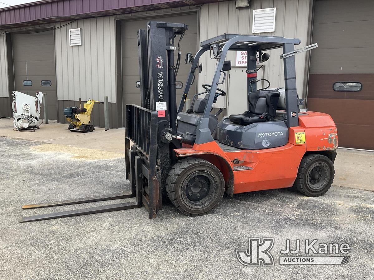 (South Beloit, IL) 2008 Toyota 7FGU35 Solid Tired Forklift Runs, Moves, Operates