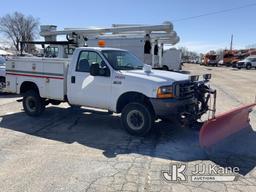 (South Beloit, IL) 2001 Ford F350 4x4 Service Truck Runs & Moves, Plow Operates) (Rust Damage
