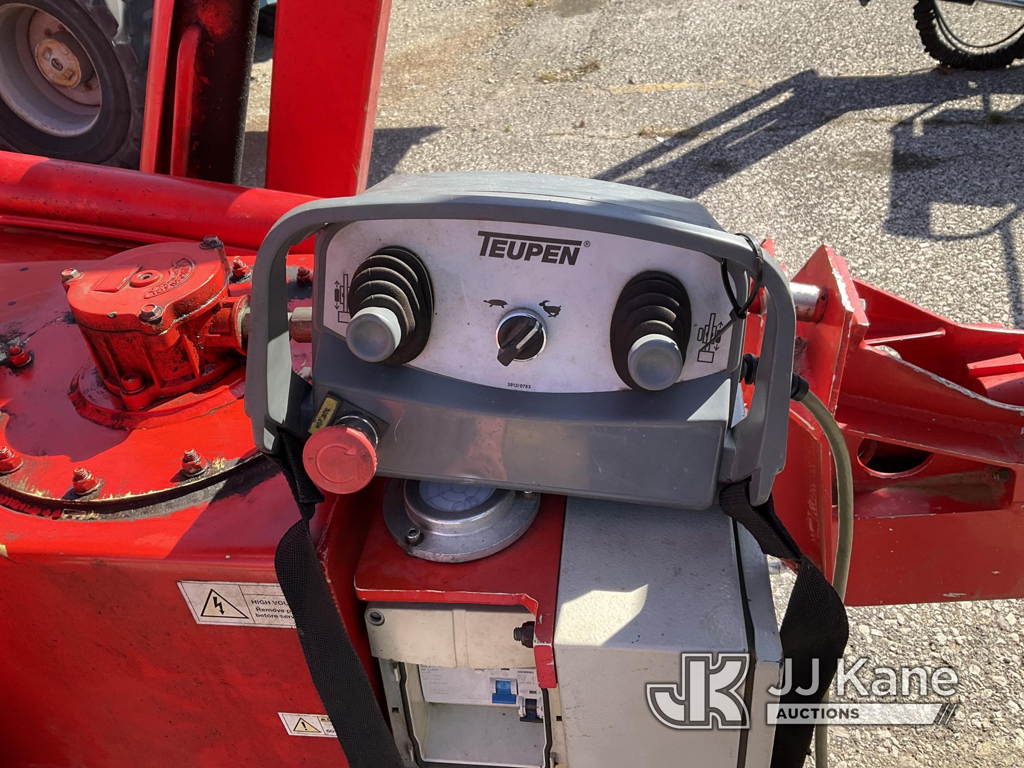 (Kansas City, MO) Teupen Hylift Leo 23 GT Runs, Moves, Upper Unit Has Electrical Issue
