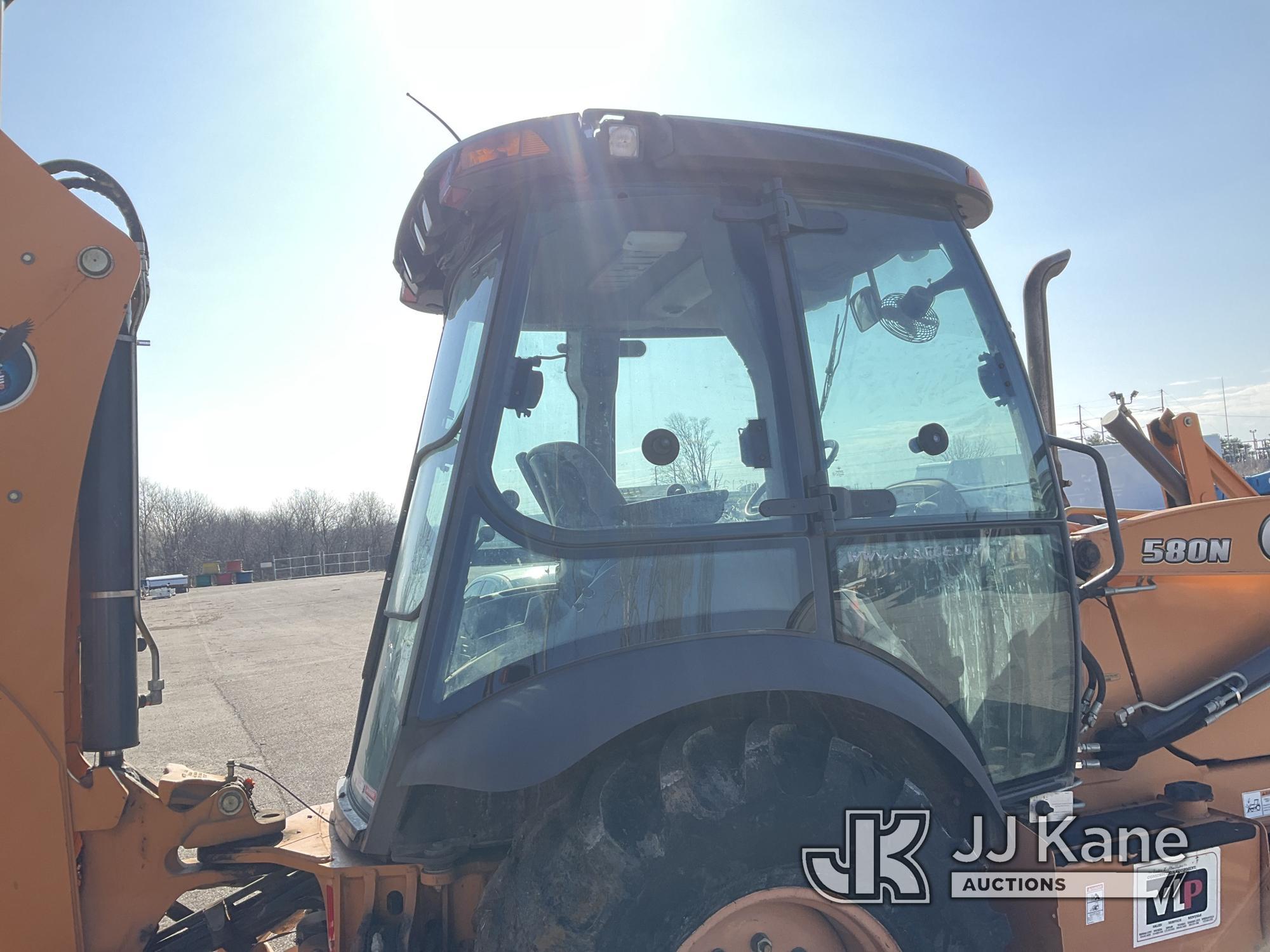 (Kansas City, MO) 2012 Case 580N 4x4 Tractor Loader Extendahoe Runs & Operates) (Front Left Tire Is