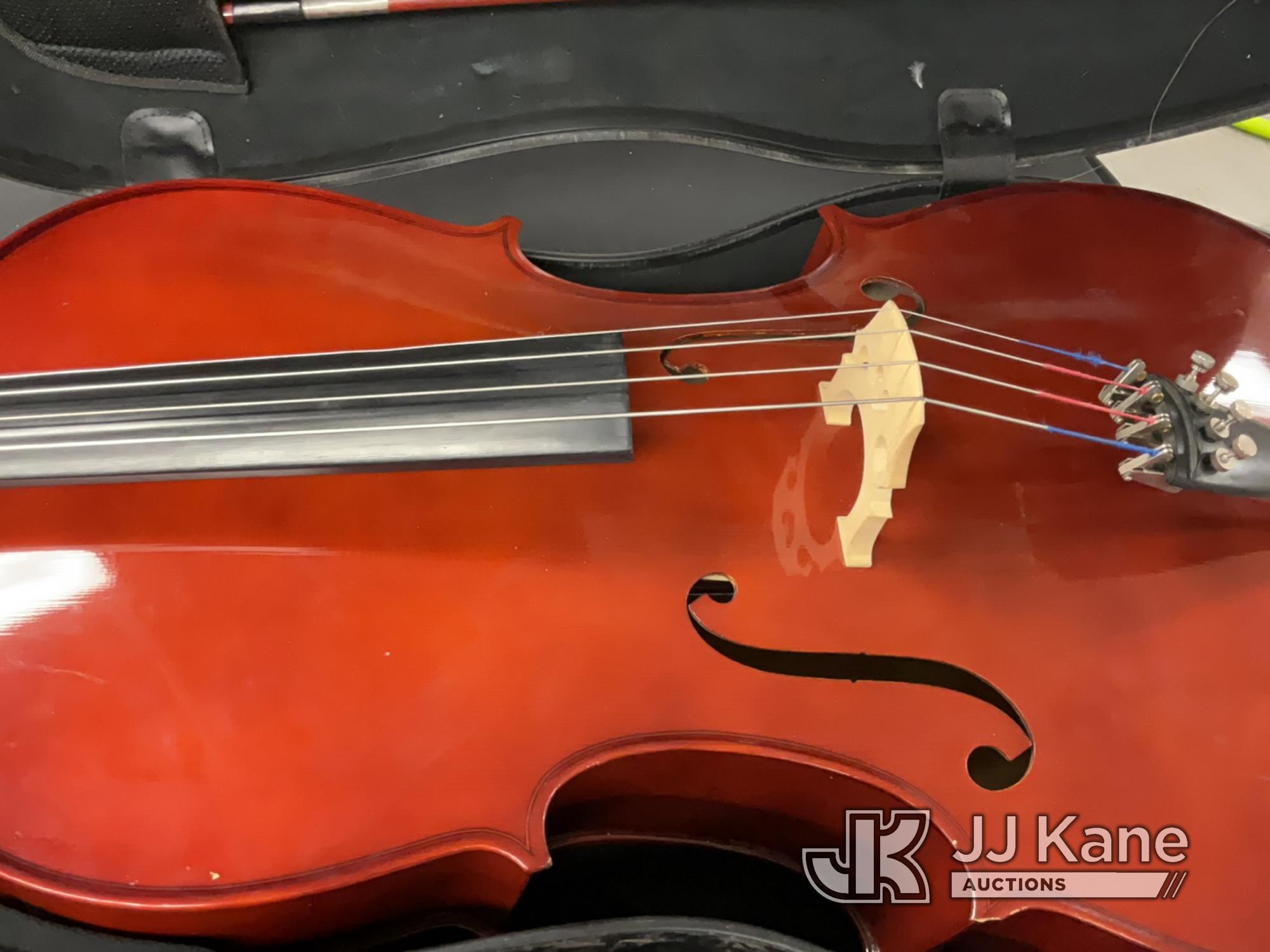 (Jurupa Valley, CA) Cello With Hardcase (Used) NOTE: This unit is being sold AS IS/WHERE IS via Time