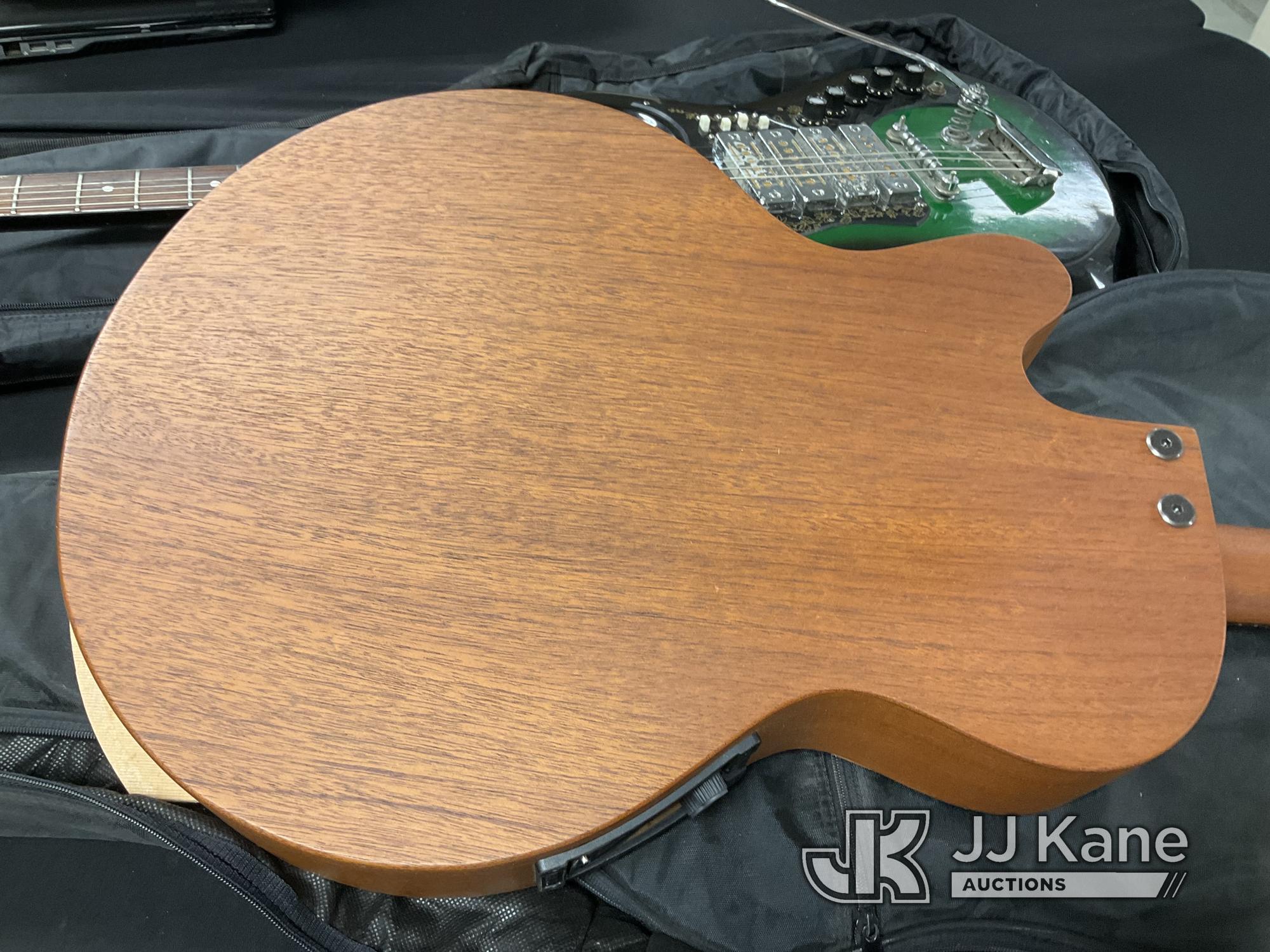 (Jurupa Valley, CA) Electric & Acoustic Guitar Used