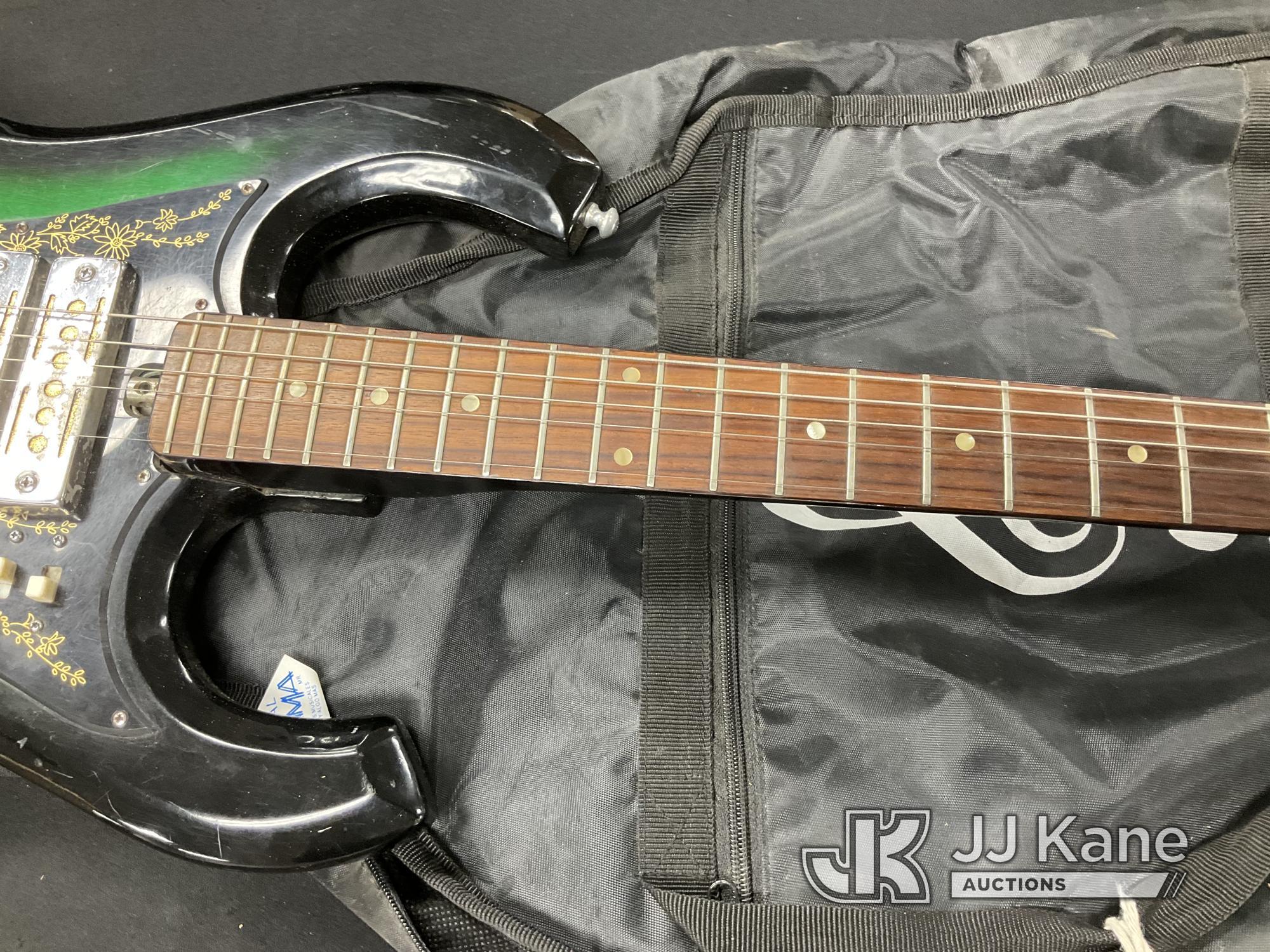 (Jurupa Valley, CA) Electric & Acoustic Guitar Used