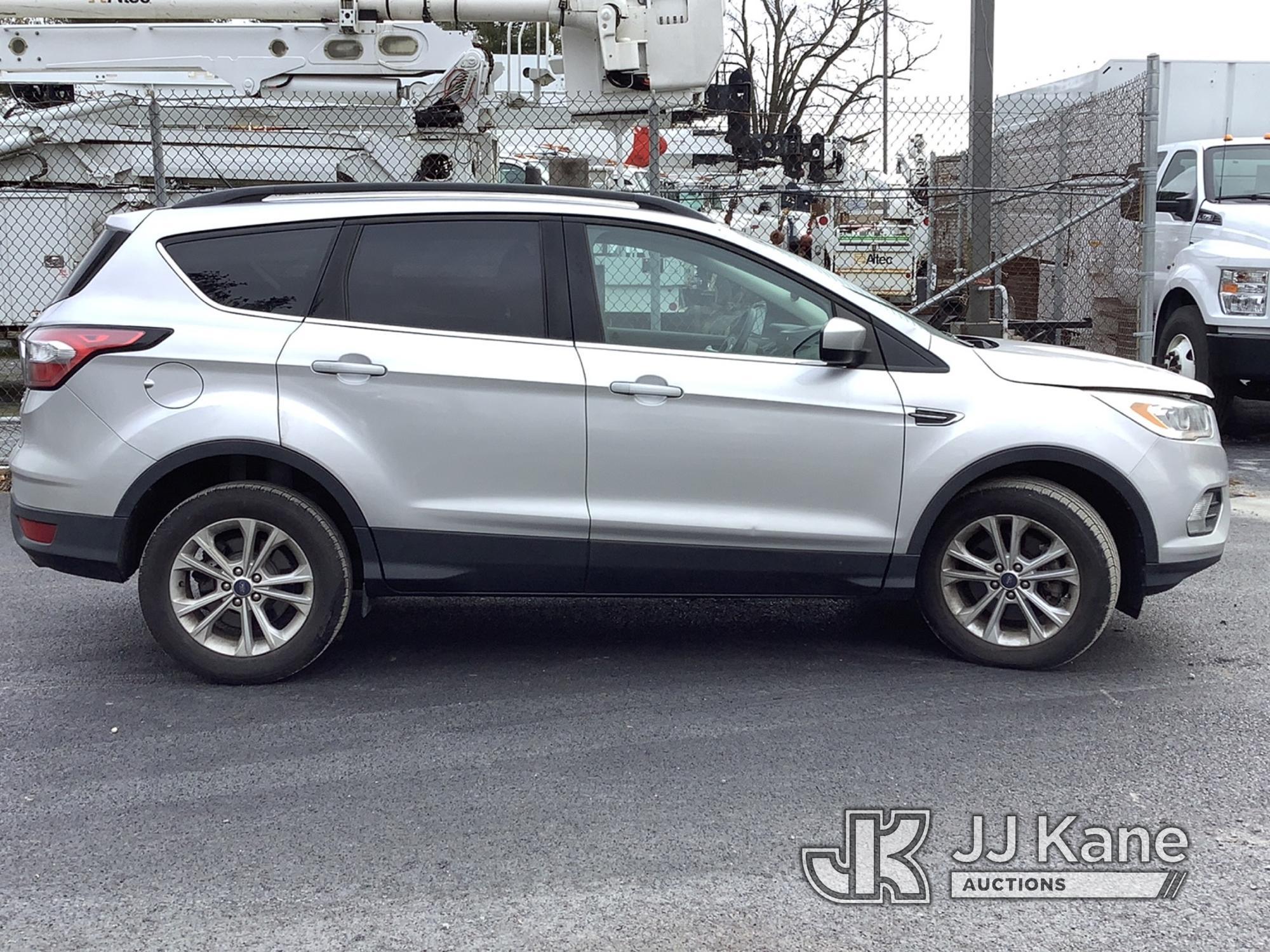 (Frederick, MD) 2017 Ford Escape 4x4 4-Door Sport Utility Vehicle Runs & Moves, Rust & Body Damage