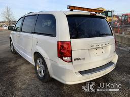 (Plymouth Meeting, PA) 2013 Dodge Grand Caravan Mini Passenger Van Runs & Moves, Body & Rust Damage,