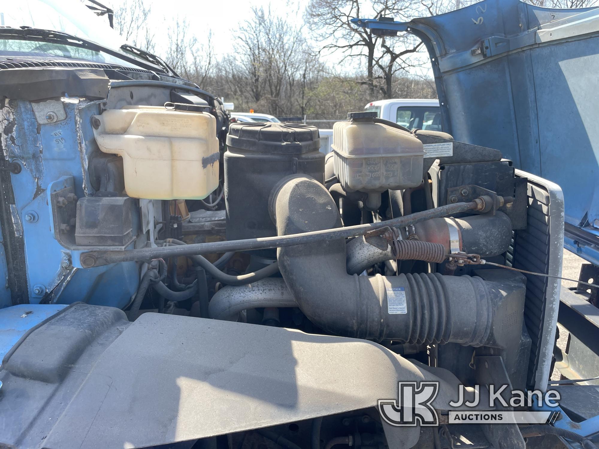 (Plymouth Meeting, PA) 1999 GMC C8500 Dump Truck Runs & Moves, Body & Rust Damage, Bad Tire, Must To