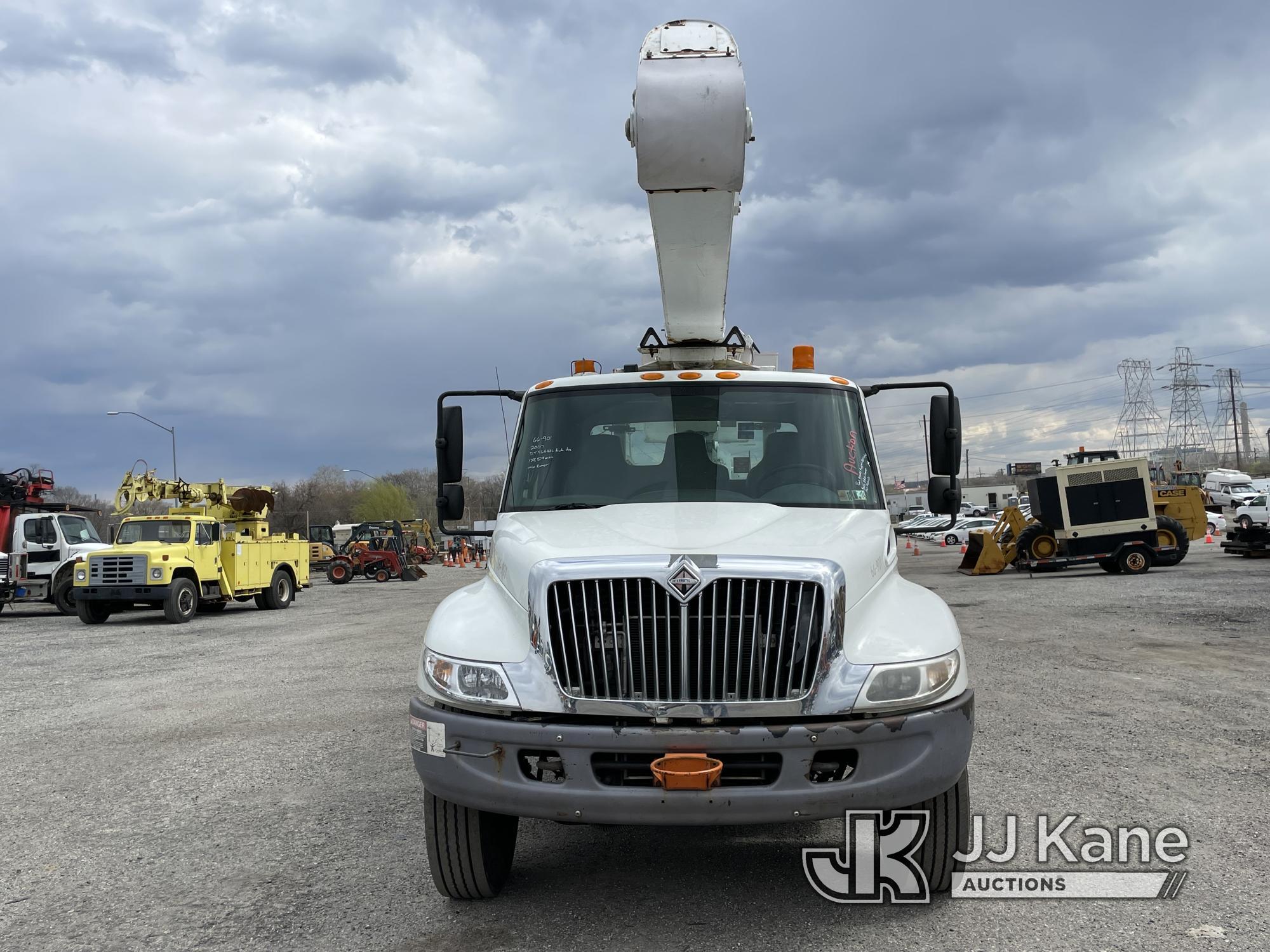 (Plymouth Meeting, PA) Altec AA600L, Bucket Truck mounted on 2007 International 4300 Utility Truck R