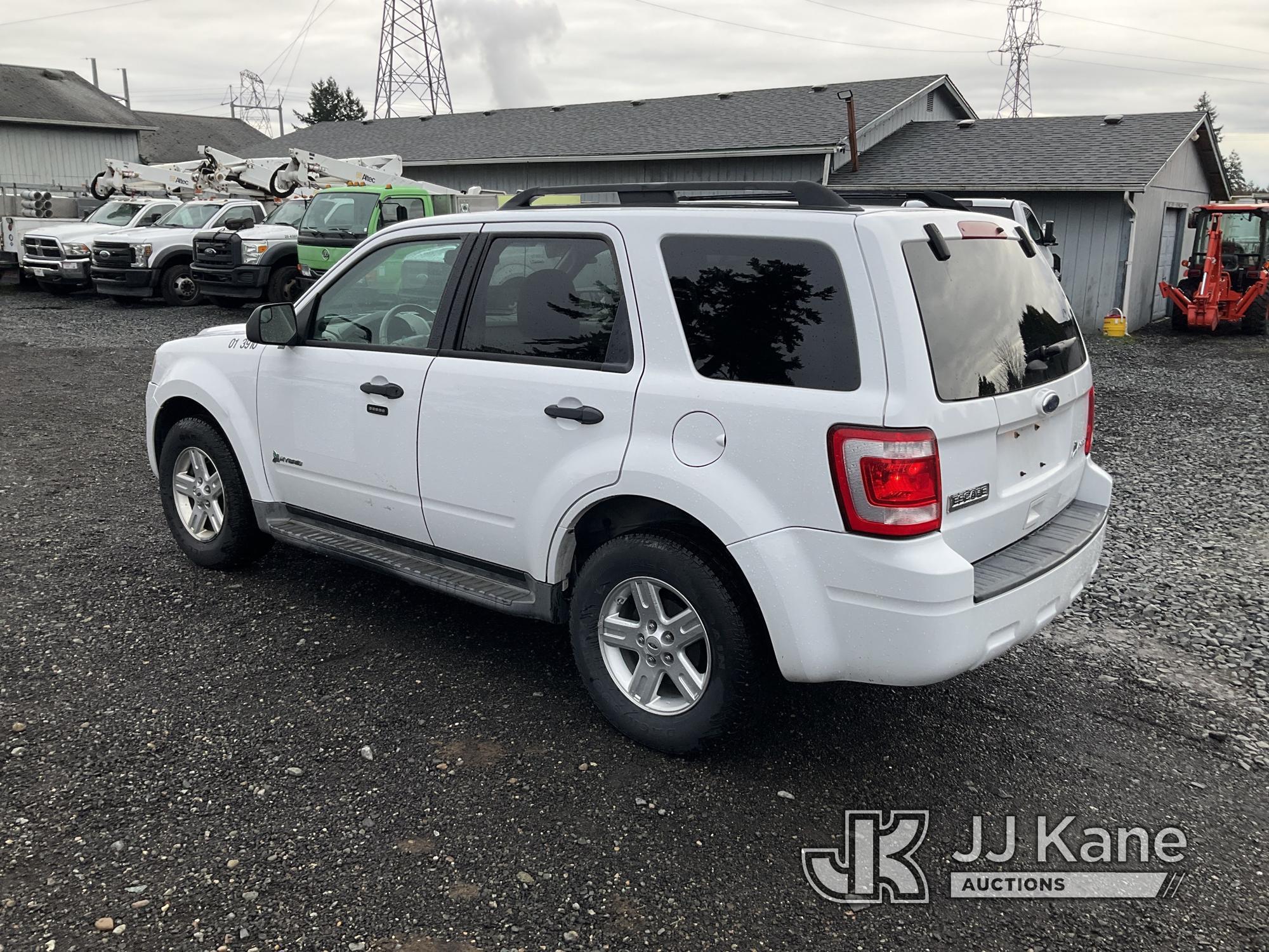 (Tacoma, WA) 2011 Ford Escape Hybrid AWD 4-Door Sport Utility Vehicle Runs & Moves, New Tires