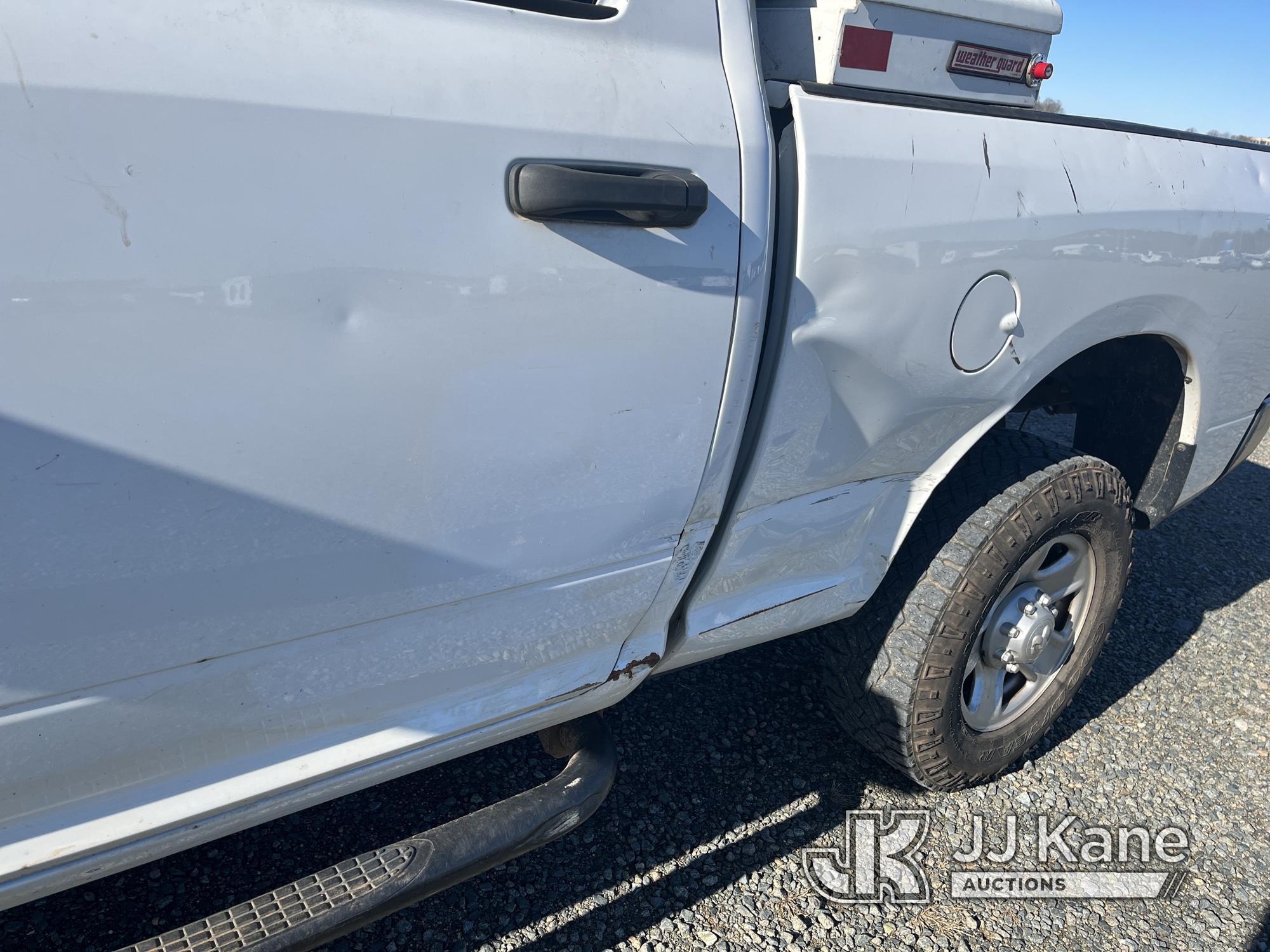 (Charlotte, NC) 2016 Ram 2500 4x4 Crew-Cab Pickup Truck Runs & Moves) (Body Damage