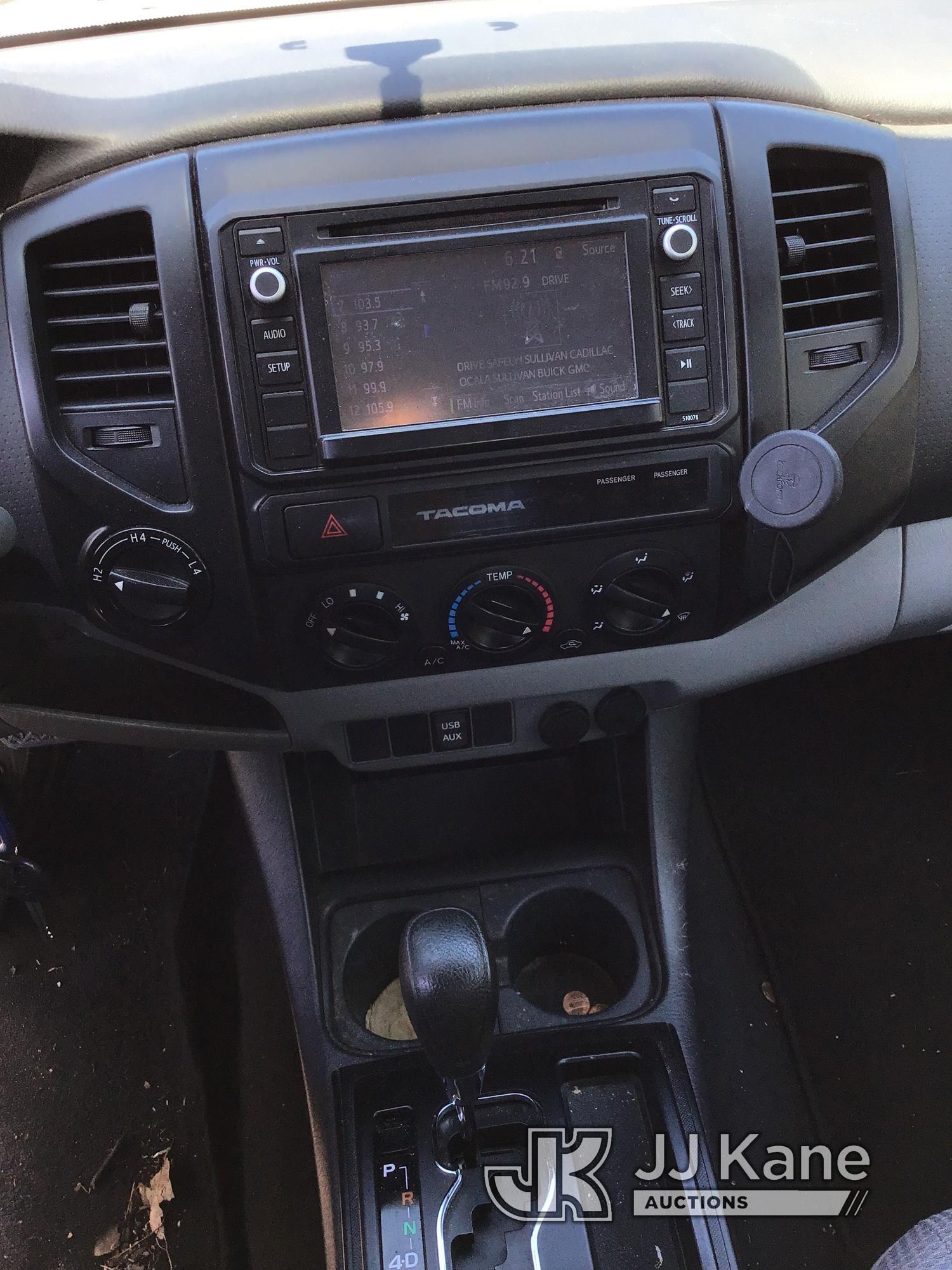 (Ocala, FL) 2015 Toyota Tacoma 4x4 Extended-Cab Pickup Truck Runs & Moves) (Engine noise