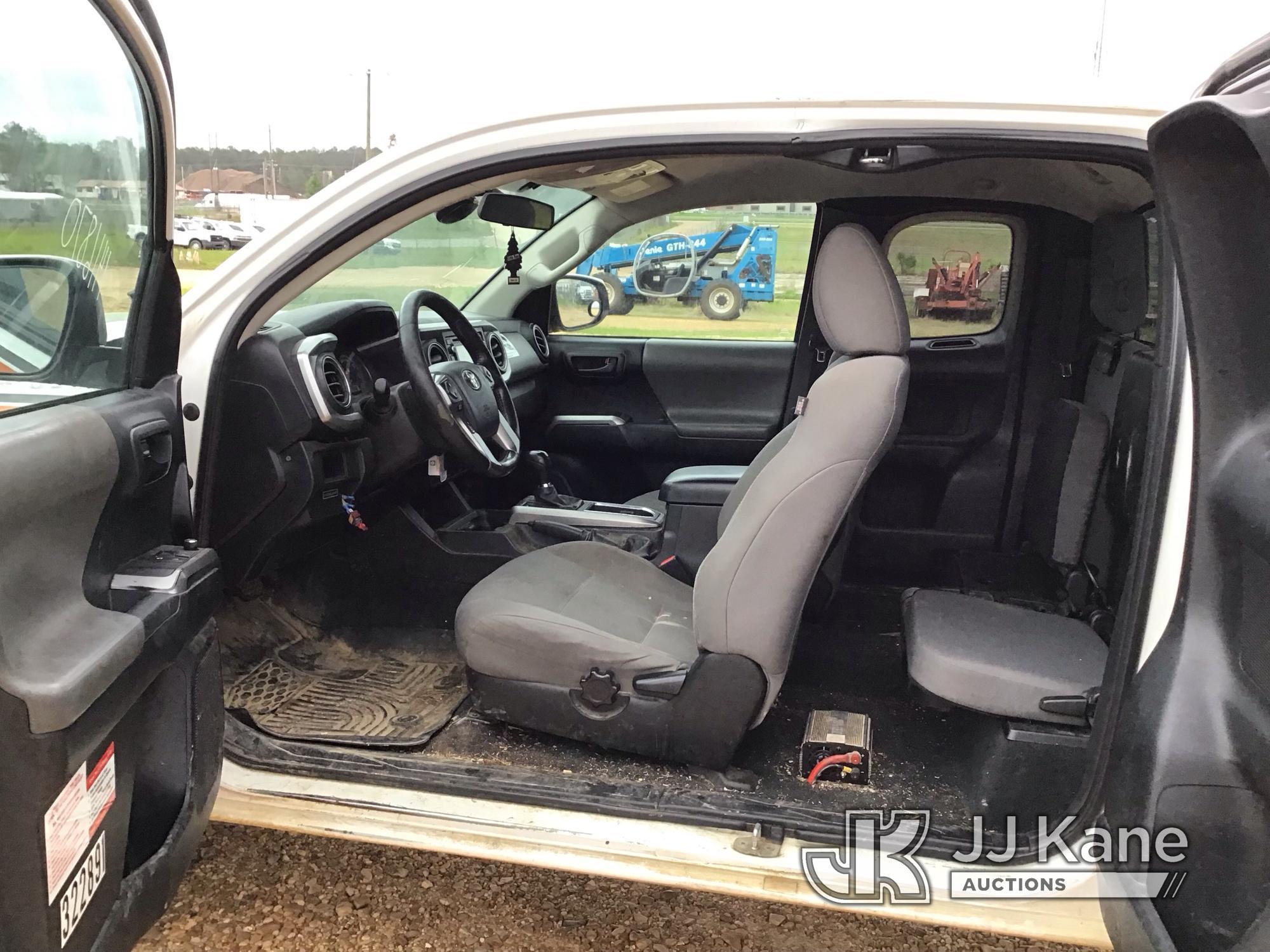 (Byram, MS) 2016 Toyota Tacoma 4x4 Extended-Cab Pickup Truck Runs & Moves) (Windshield cracked, Chec