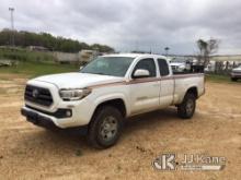 2016 Toyota Tacoma 4x4 Extended-Cab Pickup Truck Runs & Moves) (Windshield cracked, Check Engine Lig