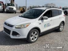 2014 Ford Escape 4x4 4-Door Sport Utility Vehicle Runs & Moves) (Check Engine Light On, Front Left D