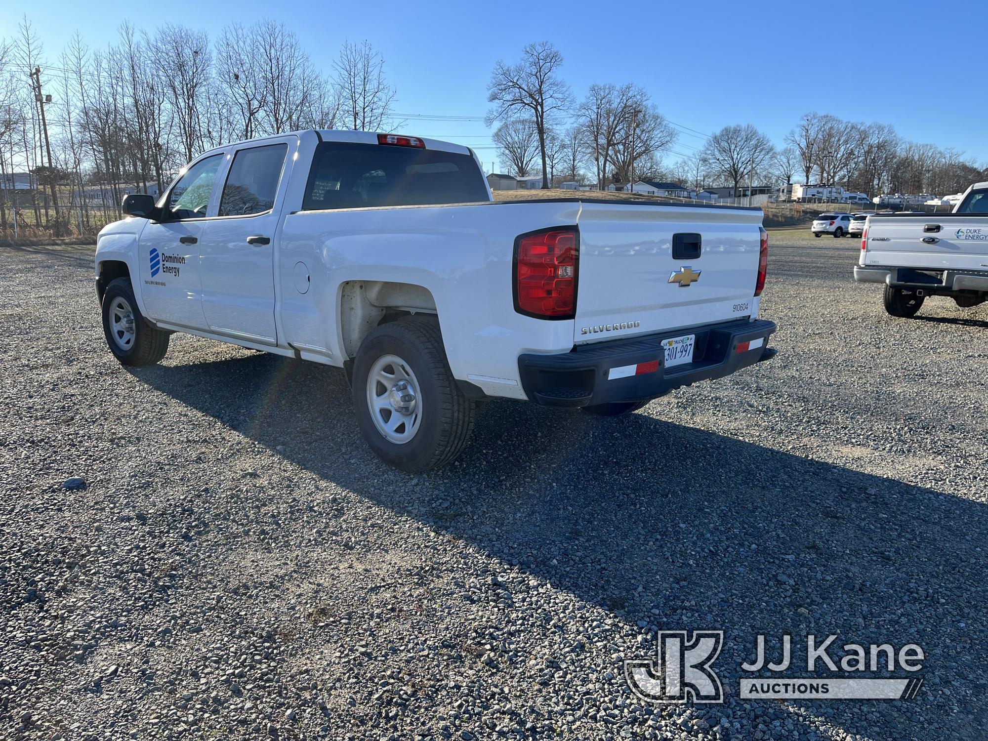 (Charlotte, NC) 2018 Chevrolet Silverado 1500 4x4 Crew-Cab Pickup Truck Runs & Moves