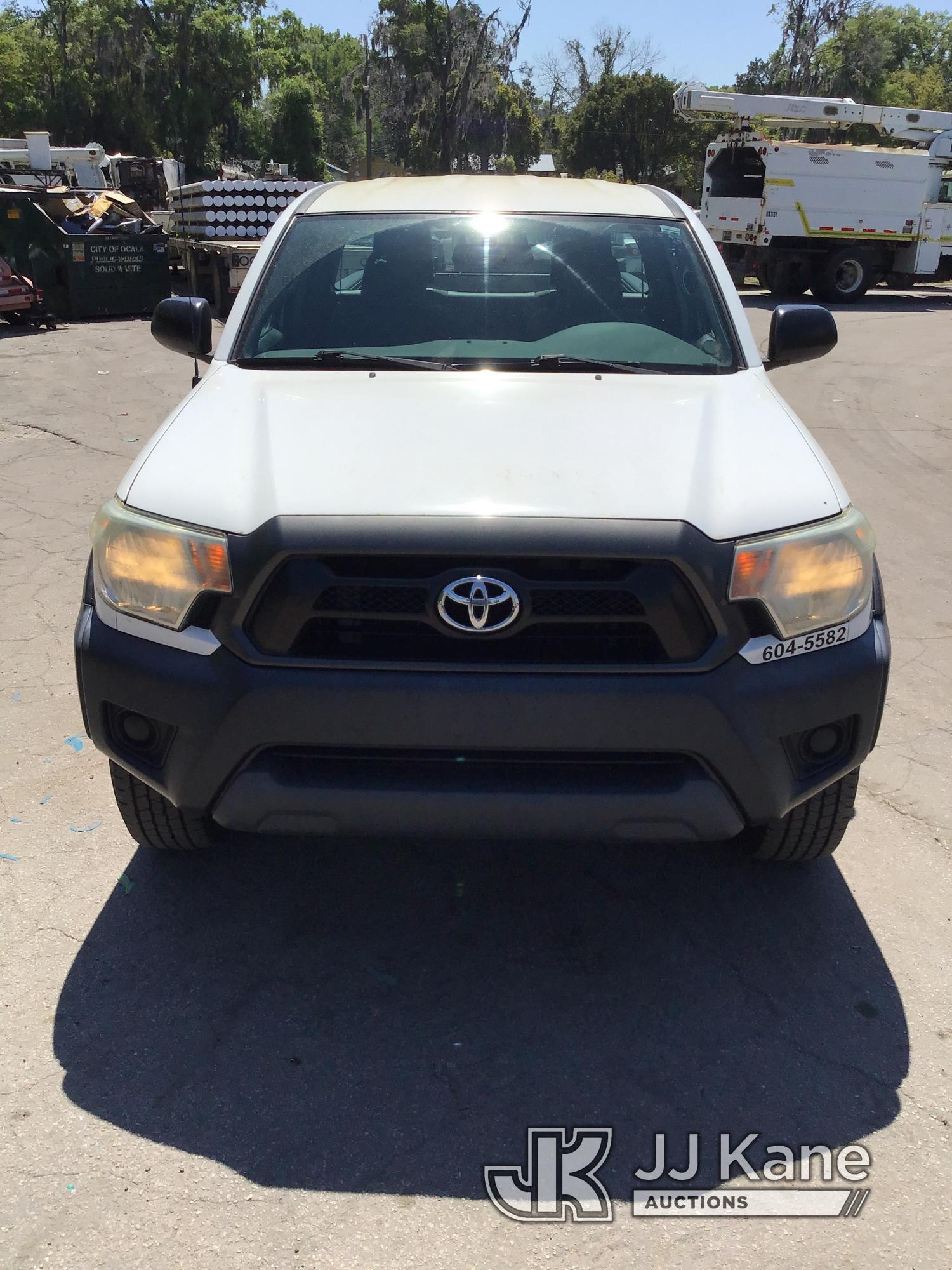 (Ocala, FL) 2015 Toyota Tacoma 4x4 Extended-Cab Pickup Truck Runs & Moves) (Engine noise