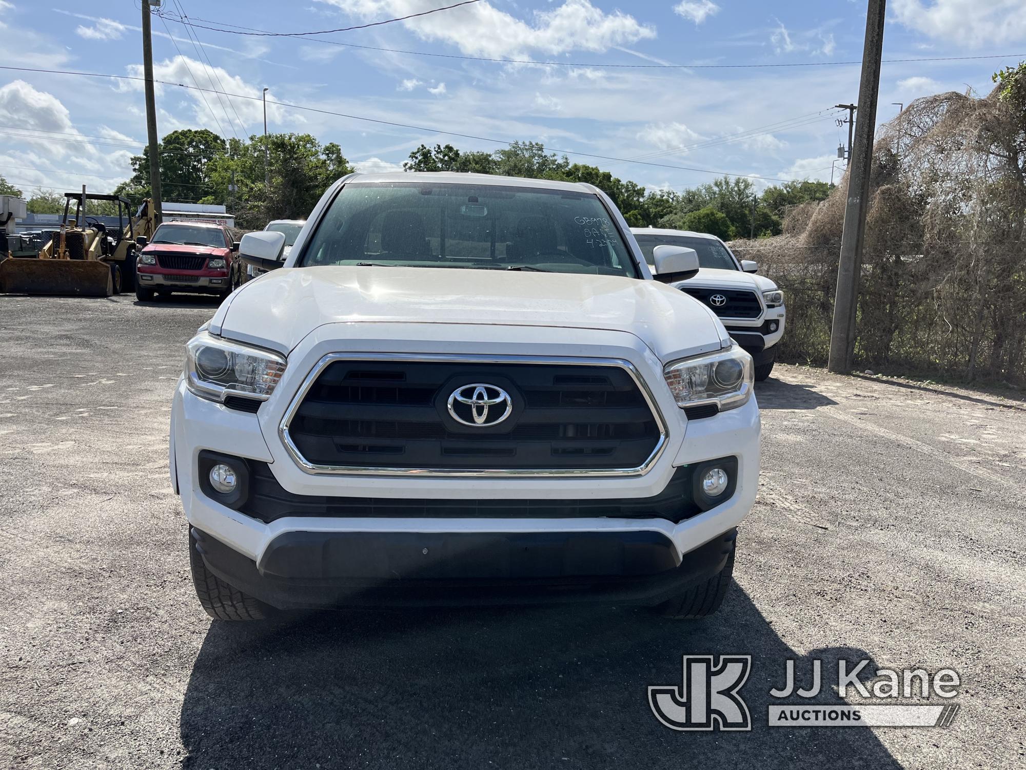 (Tampa, FL) 2017 Toyota Tacoma 4x4 Extended-Cab Pickup Truck Runs & Moves) (Body Damage