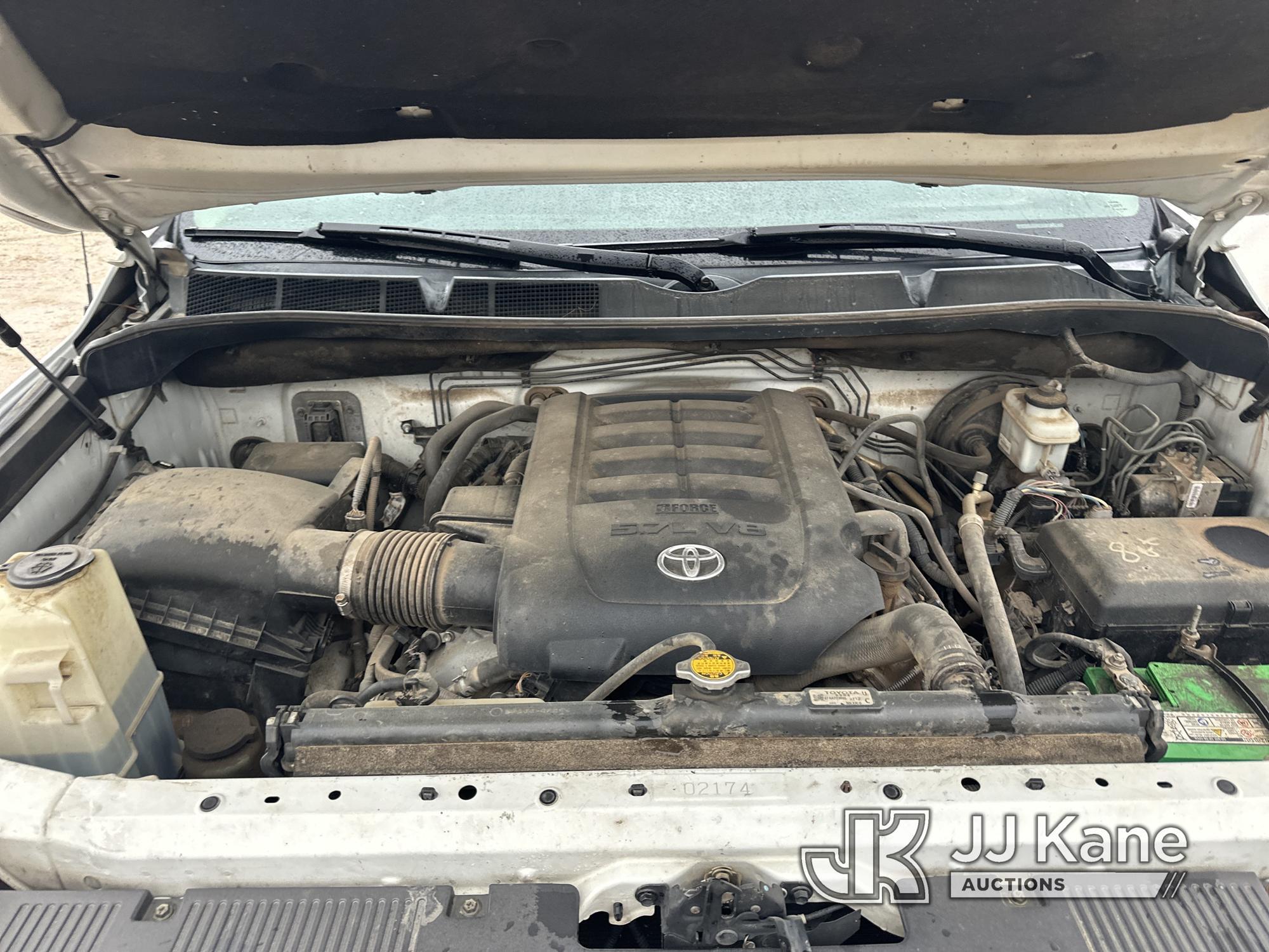 (Shelby, NC) 2015 Toyota Tundra 4x4 Crew-Cab Pickup Truck Runs & Moves) (Check Engine Light On