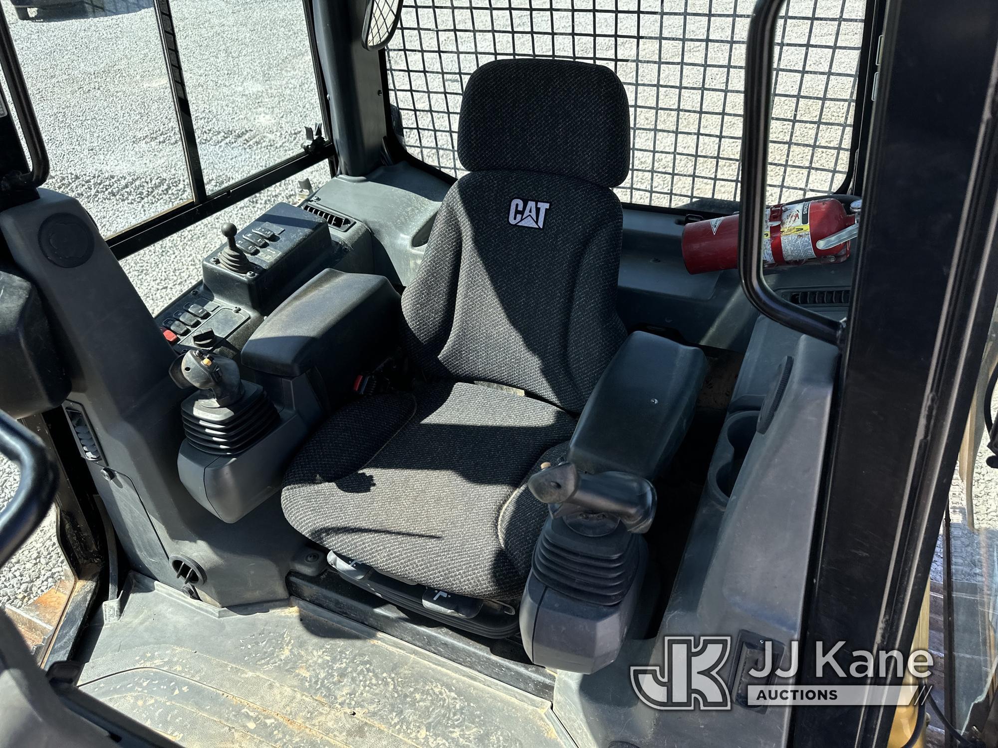(Villa Rica, GA) 2018 CATERPILLAR D5K2 LGP Crawler Tractor Runs, Moves & Operates