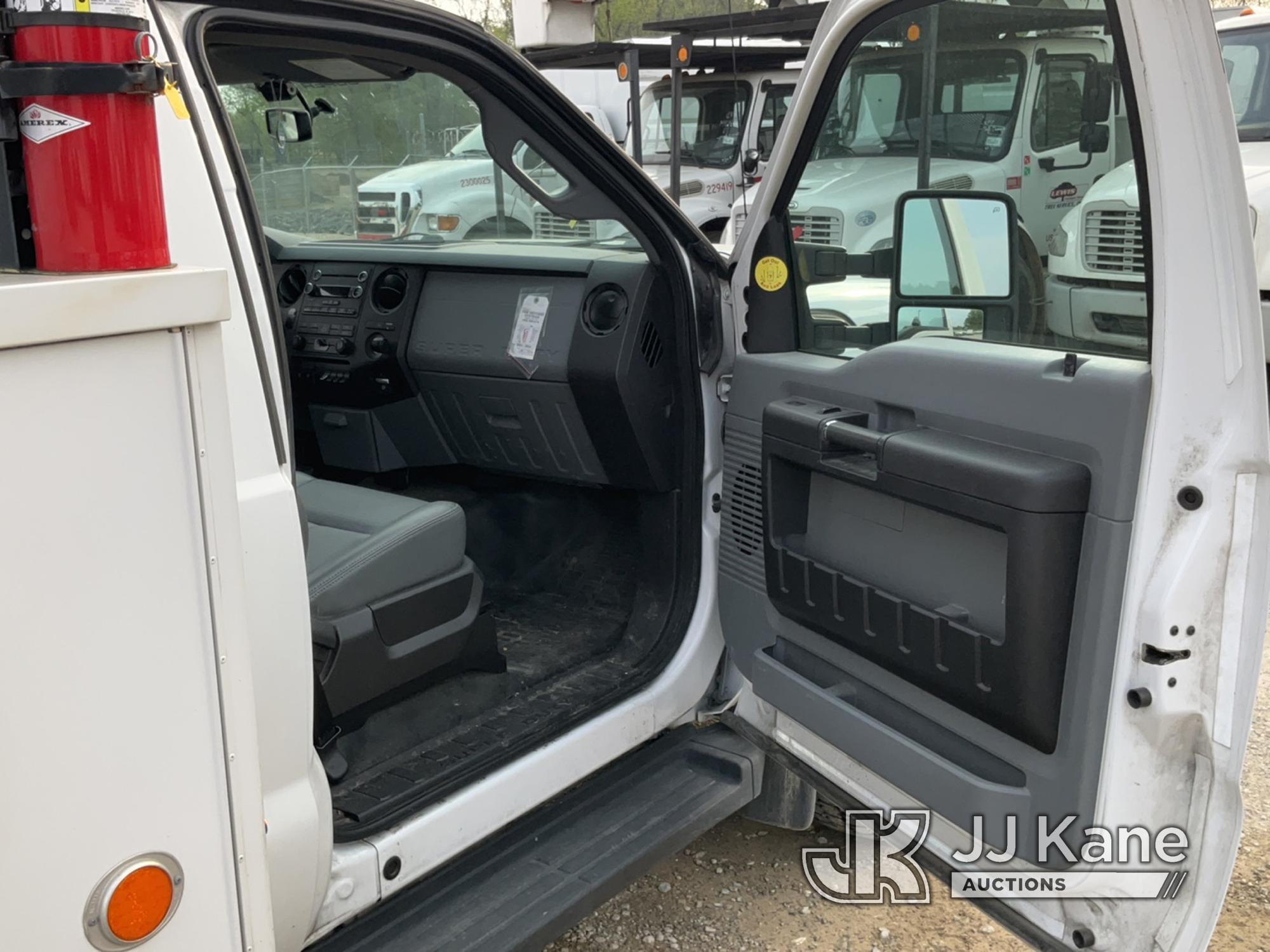 (Charlotte, NC) 2016 Ford F550 Enclosed High-Top Service Truck Runs & Moves